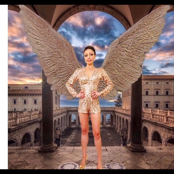 Please share Sister Posher in Need ❤️ - Picture 2 of 7